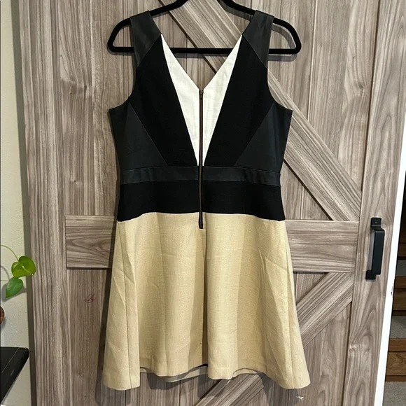 Ann Taylor Black and Tan Dress - Picture 2 of 7